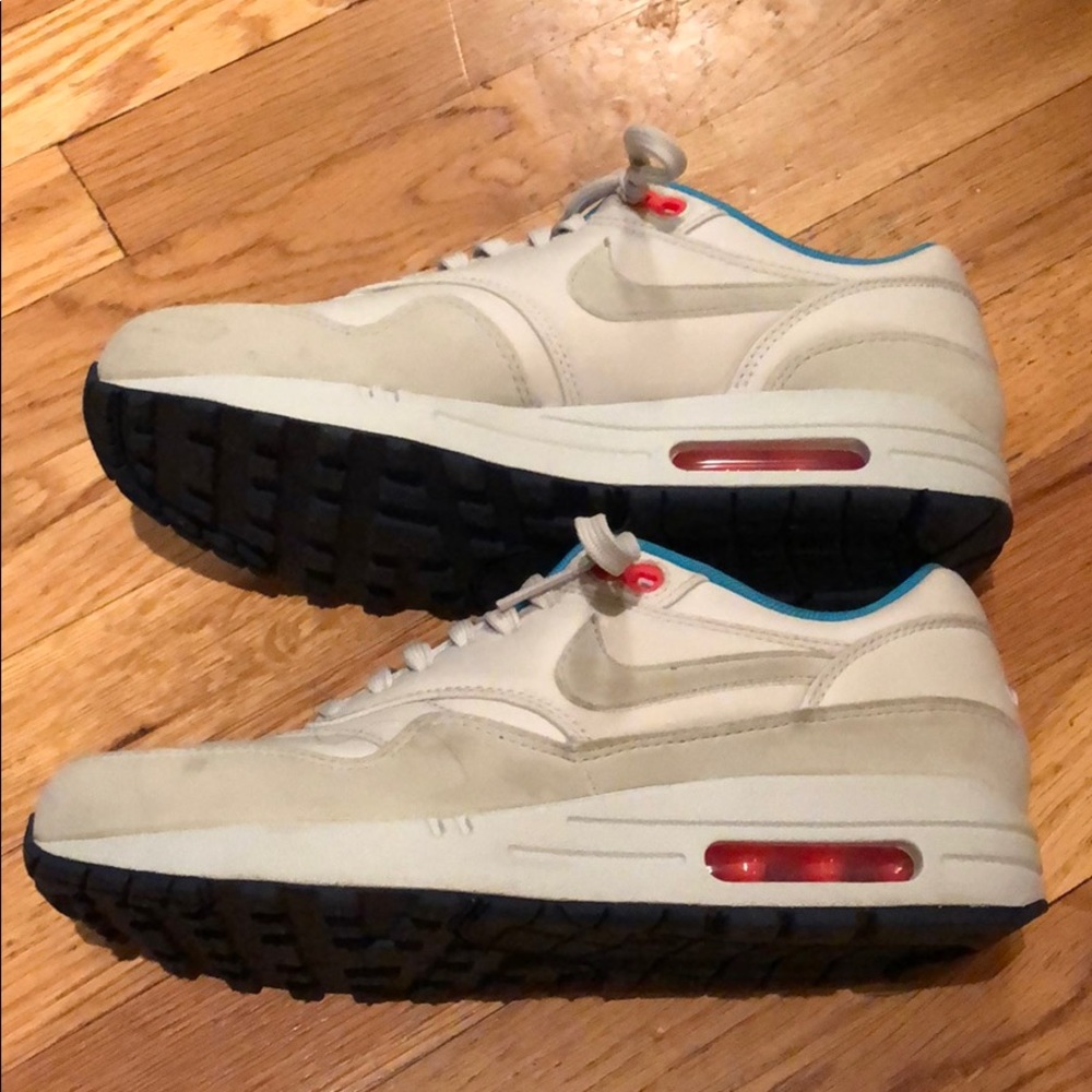 Nike Air Max Size 7